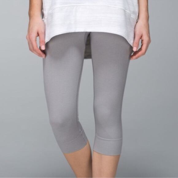 Lululemon Heathered Gray Seamlessly Street Crop - Picture 5 of 9